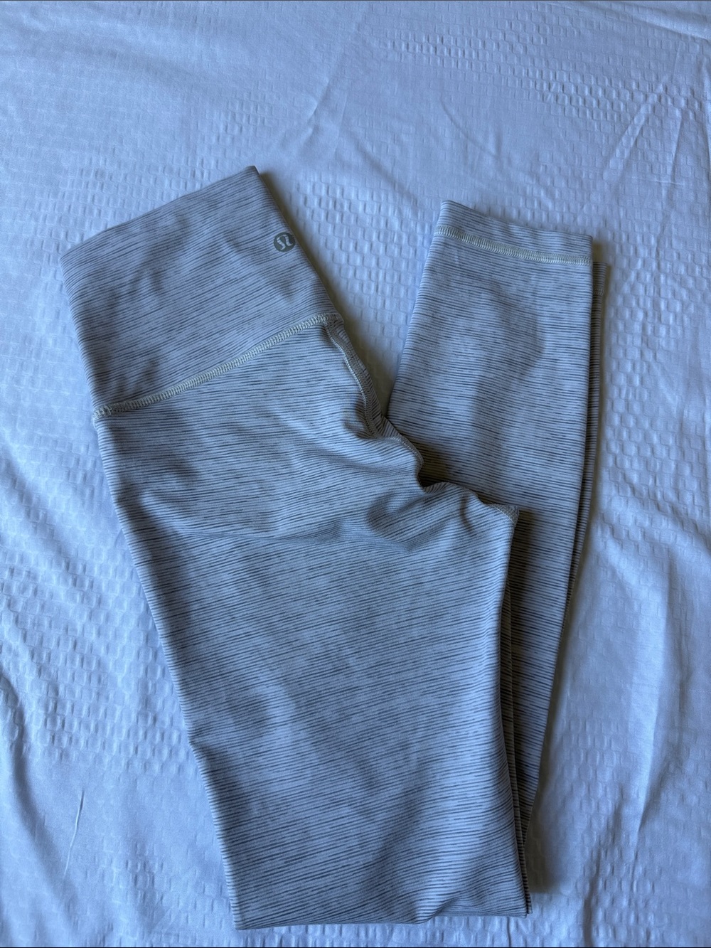 Lululemon Wunder Under Hi-Rise 7/8 Tight *25"
Wee Are From Space Ice Grey Alpine - Picture 9 of 11
